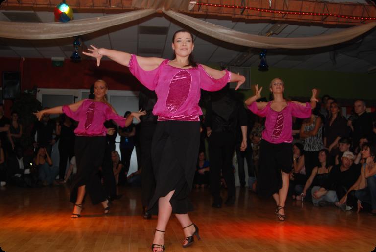 salsa ladies styling